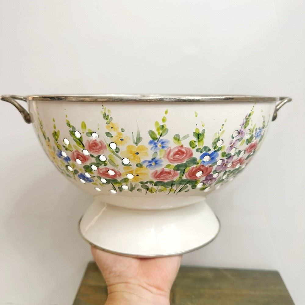 Large 11" Vintage Enameled Steel Colander Floral English Garden Wildflowers